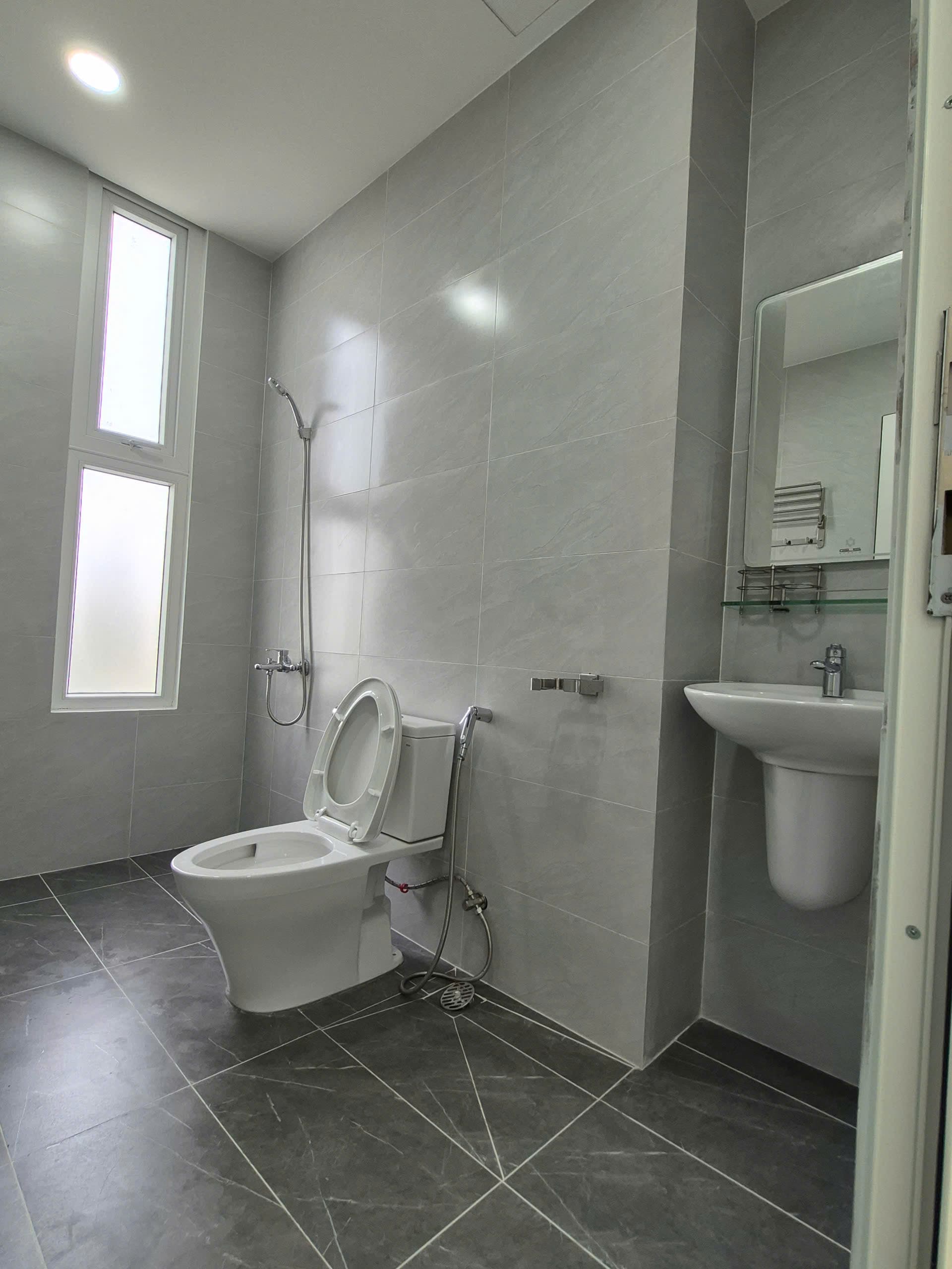 Công trình B108: hình 12 trong 32 ảnh thi công