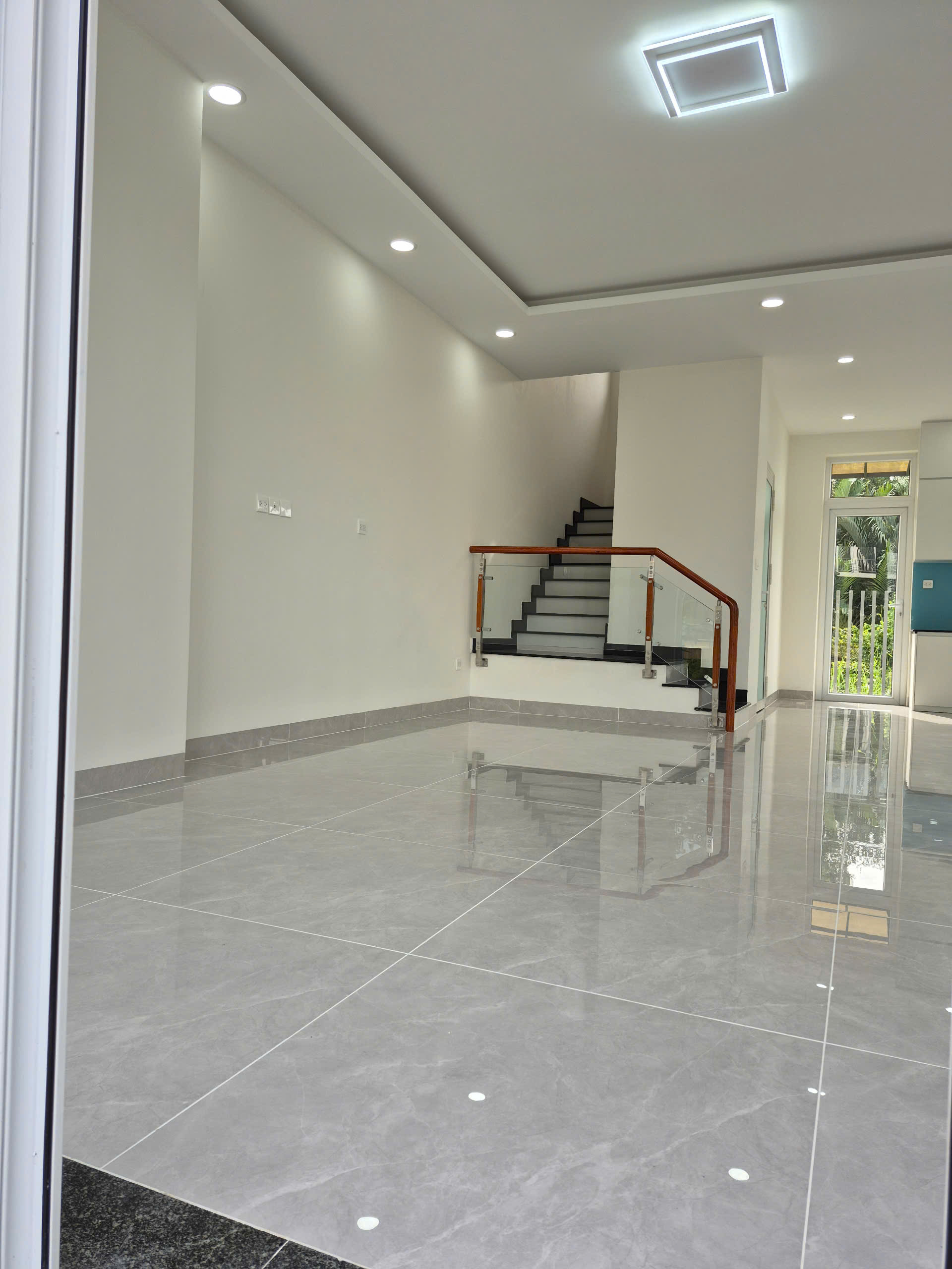 Công trình B108: hình 30 trong 32 ảnh thi công